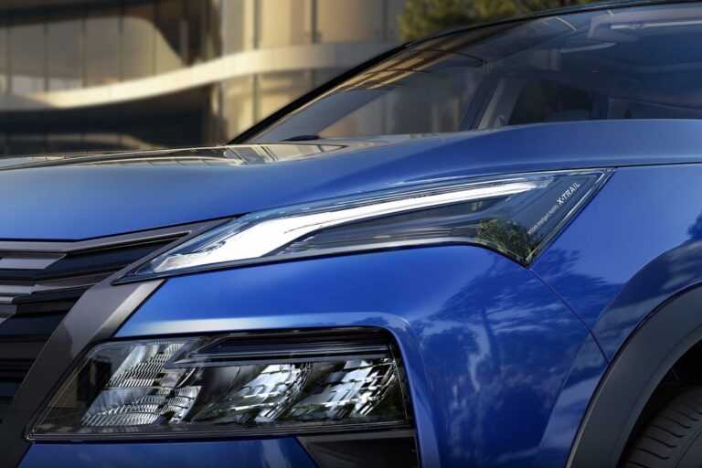 Front LED signature headlamps